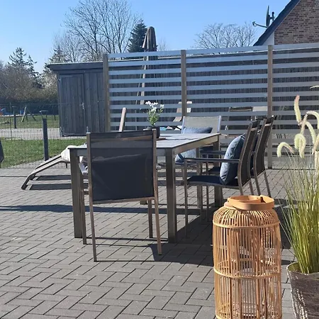 Holiday home Deichloepper -hunde Willkommen- Fruehstueck Inkl Osterhever