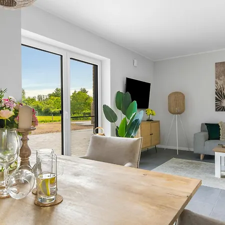 Holiday home Deichloepper -hunde Willkommen- Fruehstueck Inkl Osterhever